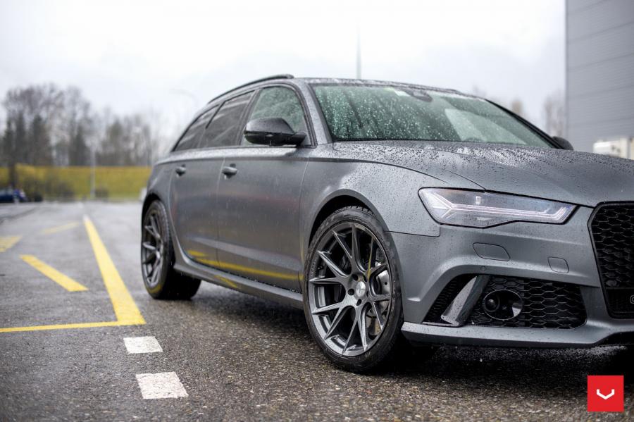 Детали экстерьера Audi RS6 Avant on Vossen Wheels (VFS6) 2017 года  (фото 15 из 16)